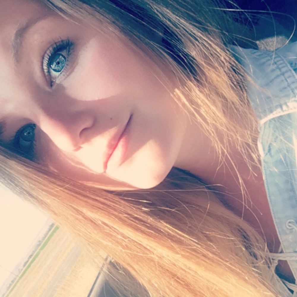 Meet your Posher, Ccrystal